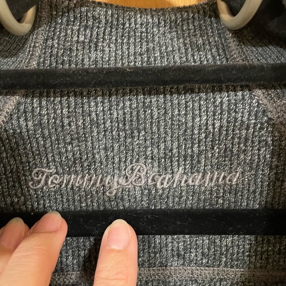 TOMMY BAHAMA- quarter zip size small - Picture 3 of 3
